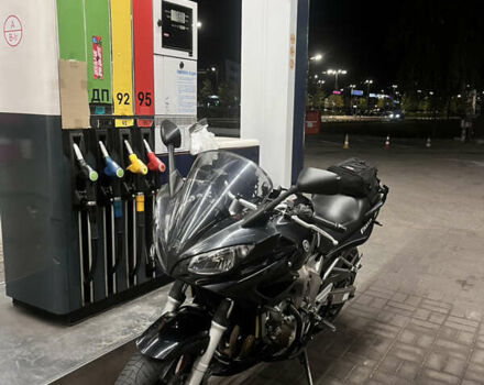 Черный Ямаха FZ6 Fazer, объемом двигателя 0.6 л и пробегом 68 тыс. км за 3900 $, фото 1 на Automoto.ua