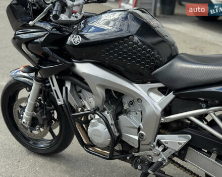 Черный Ямаха FZ6 Fazer, объемом двигателя 0.6 л и пробегом 49 тыс. км за 4300 $, фото 7 на Automoto.ua