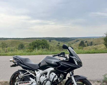 Черный Ямаха FZ6 Fazer, объемом двигателя 0.6 л и пробегом 68 тыс. км за 3900 $, фото 5 на Automoto.ua
