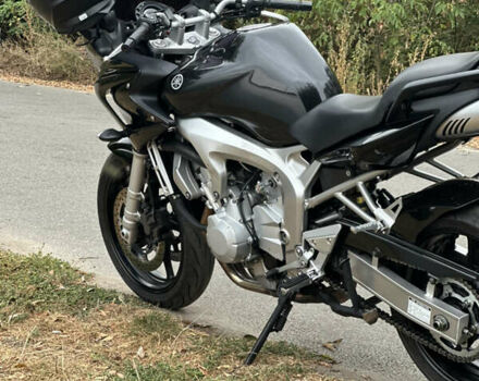 Черный Ямаха FZ6 Fazer, объемом двигателя 0.6 л и пробегом 58 тыс. км за 4100 $, фото 2 на Automoto.ua