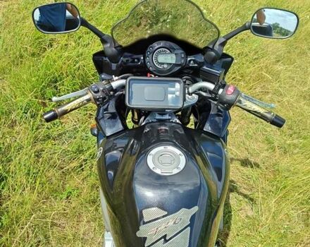 Черный Ямаха FZ6 Fazer, объемом двигателя 0 л и пробегом 30 тыс. км за 4950 $, фото 11 на Automoto.ua