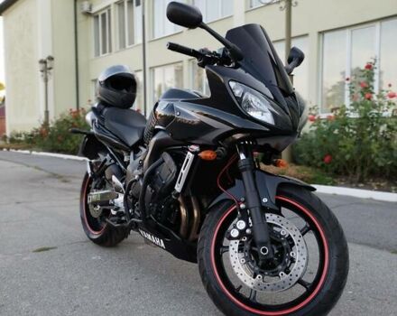 Черный Ямаха FZ6 Fazer, объемом двигателя 0.6 л и пробегом 52 тыс. км за 5000 $, фото 4 на Automoto.ua