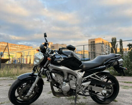 Черный Ямаха FZ6 Fazer, объемом двигателя 0.6 л и пробегом 48 тыс. км за 4100 $, фото 1 на Automoto.ua