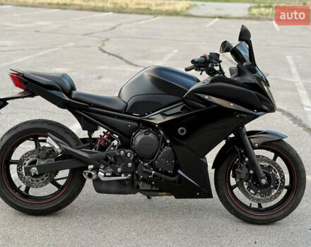 Черный Ямаха FZ6 Fazer, объемом двигателя 0.6 л и пробегом 26 тыс. км за 6500 $, фото 4 на Automoto.ua