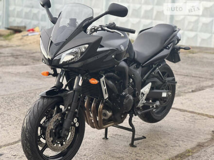 Черный Ямаха FZ6 Fazer, объемом двигателя 0.6 л и пробегом 17 тыс. км за 5999 $, фото 1 на Automoto.ua