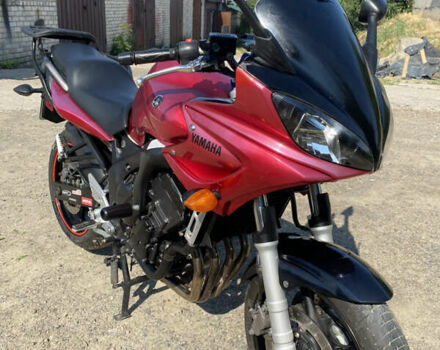 Красный Ямаха FZ6 Fazer, объемом двигателя 0.6 л и пробегом 33 тыс. км за 4700 $, фото 1 на Automoto.ua