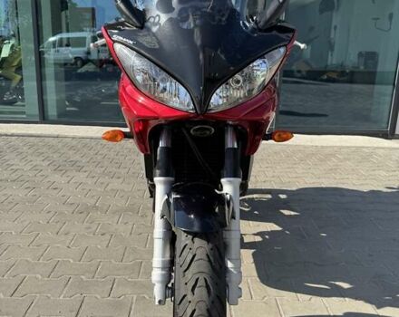 Красный Ямаха FZ6 Fazer, объемом двигателя 0.6 л и пробегом 31 тыс. км за 5499 $, фото 2 на Automoto.ua