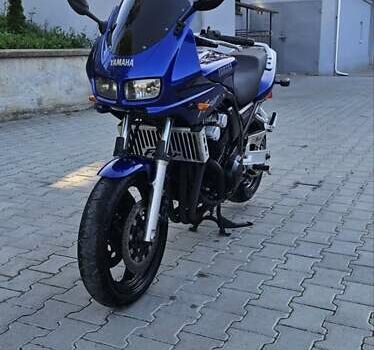 Ямаха FZ6 Fazer, объемом двигателя 0 л и пробегом 55 тыс. км за 3100 $, фото 1 на Automoto.ua