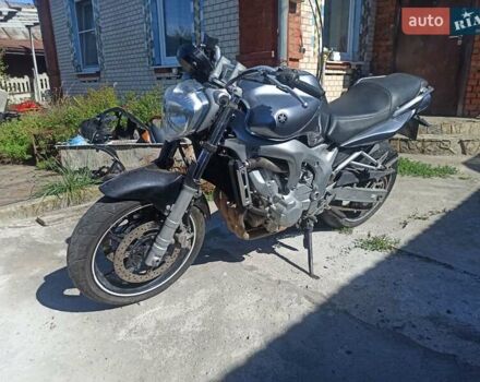 Серый Ямаха FZ6 Fazer, объемом двигателя 0.6 л и пробегом 35 тыс. км за 3700 $, фото 5 на Automoto.ua