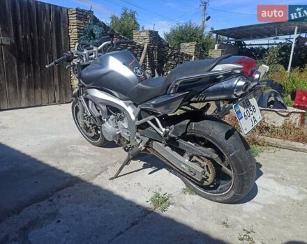 Серый Ямаха FZ6 Fazer, объемом двигателя 0.6 л и пробегом 35 тыс. км за 3700 $, фото 2 на Automoto.ua