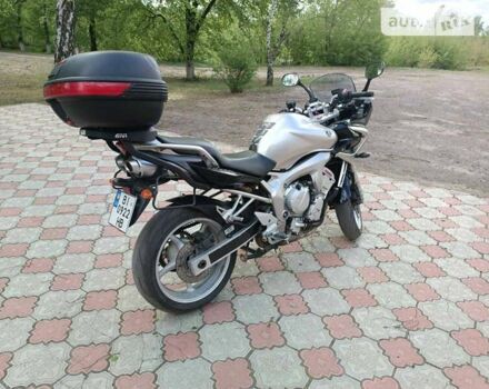 Серый Ямаха FZ6 Fazer, объемом двигателя 0 л и пробегом 38 тыс. км за 5000 $, фото 2 на Automoto.ua