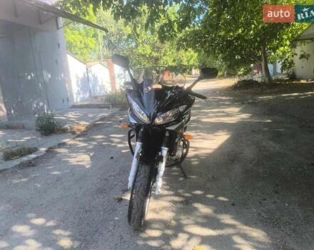 Серый Ямаха FZ6 Fazer, объемом двигателя 0.6 л и пробегом 29 тыс. км за 4800 $, фото 1 на Automoto.ua