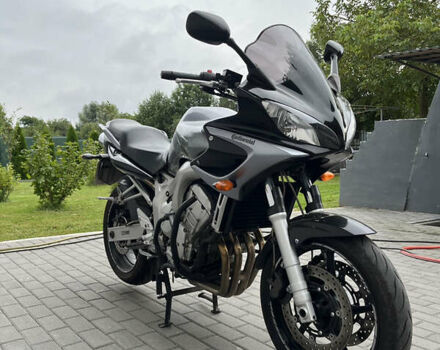 Серый Ямаха FZ6 Fazer, объемом двигателя 0.6 л и пробегом 41 тыс. км за 4700 $, фото 5 на Automoto.ua