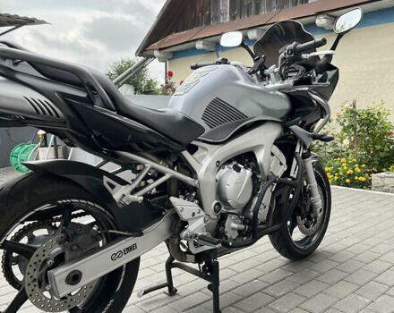 Серый Ямаха FZ6 Fazer, объемом двигателя 0.6 л и пробегом 41 тыс. км за 4700 $, фото 1 на Automoto.ua