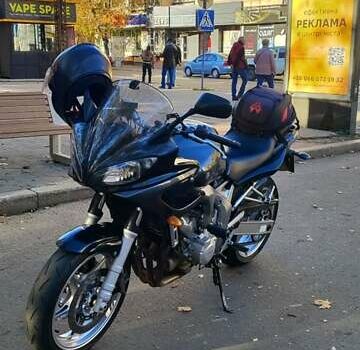 Серый Ямаха FZ6 Fazer, объемом двигателя 0.6 л и пробегом 85 тыс. км за 4000 $, фото 7 на Automoto.ua