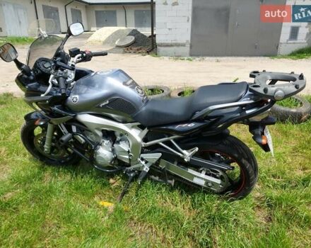 Серый Ямаха FZ6 Fazer, объемом двигателя 0.6 л и пробегом 21 тыс. км за 5300 $, фото 10 на Automoto.ua