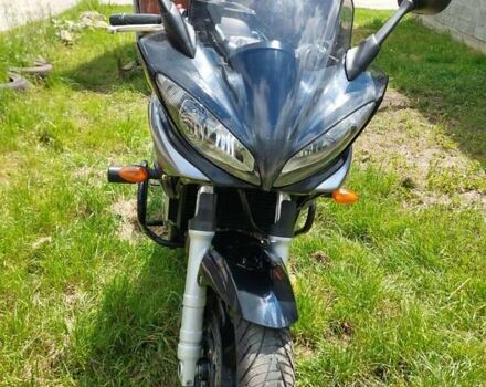 Серый Ямаха FZ6 Fazer, объемом двигателя 0.6 л и пробегом 21 тыс. км за 5300 $, фото 2 на Automoto.ua