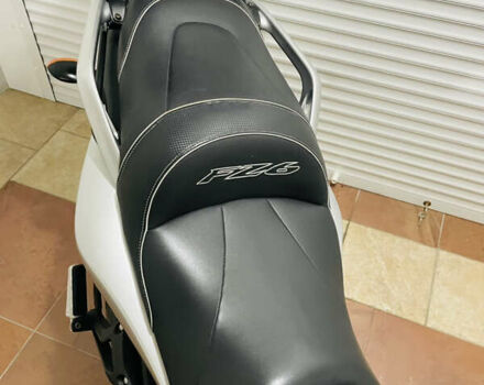 Серый Ямаха FZ6 Fazer, объемом двигателя 0.6 л и пробегом 51 тыс. км за 6300 $, фото 5 на Automoto.ua