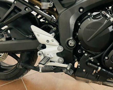 Серый Ямаха FZ6 Fazer, объемом двигателя 0.6 л и пробегом 51 тыс. км за 6300 $, фото 8 на Automoto.ua