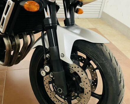 Серый Ямаха FZ6 Fazer, объемом двигателя 0.6 л и пробегом 51 тыс. км за 6300 $, фото 1 на Automoto.ua