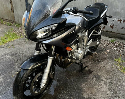Серый Ямаха FZ6 Fazer, объемом двигателя 0.6 л и пробегом 29 тыс. км за 5000 $, фото 2 на Automoto.ua