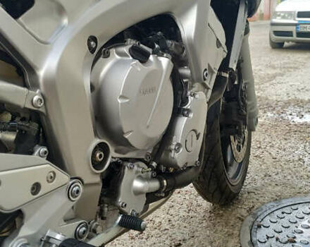 Черный Ямаха FZ6 N, объемом двигателя 0.6 л и пробегом 24 тыс. км за 4900 $, фото 3 на Automoto.ua