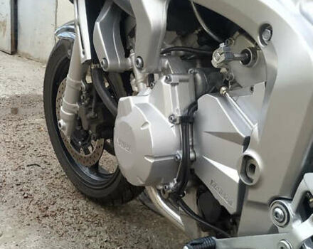 Черный Ямаха FZ6 N, объемом двигателя 0.6 л и пробегом 24 тыс. км за 4900 $, фото 4 на Automoto.ua