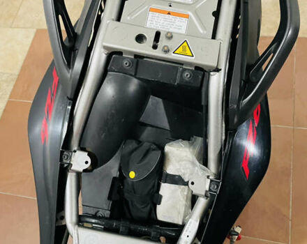 Красный Ямаха FZ6 N, объемом двигателя 0.6 л и пробегом 56 тыс. км за 4900 $, фото 8 на Automoto.ua