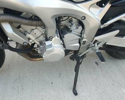 Серый Ямаха FZ6 N, объемом двигателя 0.6 л и пробегом 46 тыс. км за 4600 $, фото 11 на Automoto.ua