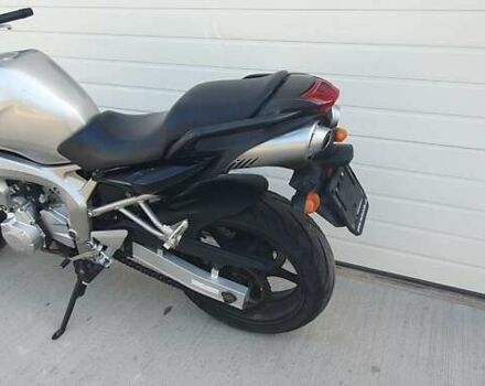Серый Ямаха FZ6 N, объемом двигателя 0.6 л и пробегом 46 тыс. км за 4600 $, фото 5 на Automoto.ua