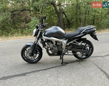 Серый Ямаха FZ6 N, объемом двигателя 0.6 л и пробегом 38 тыс. км за 4500 $, фото 13 на Automoto.ua