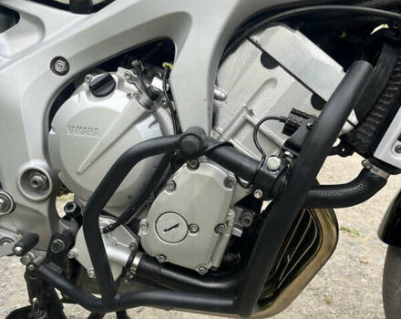 Серый Ямаха FZ6 N, объемом двигателя 0.6 л и пробегом 46 тыс. км за 4350 $, фото 11 на Automoto.ua