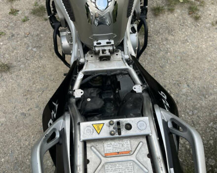 Серый Ямаха FZ6 N, объемом двигателя 0.6 л и пробегом 46 тыс. км за 4350 $, фото 28 на Automoto.ua