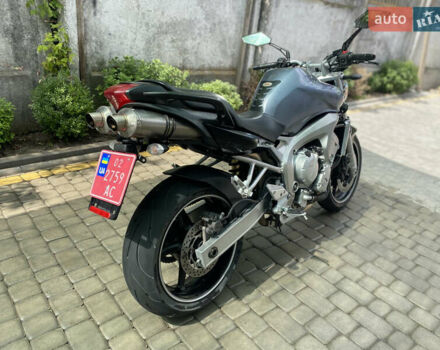 Серый Ямаха FZ6 N, объемом двигателя 0.6 л и пробегом 40 тыс. км за 4850 $, фото 1 на Automoto.ua