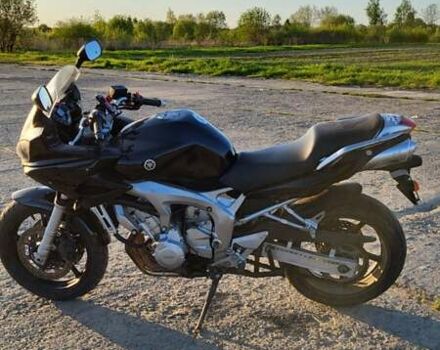 Черный Ямаха FZ6 S, объемом двигателя 0.6 л и пробегом 13 тыс. км за 2350 $, фото 3 на Automoto.ua