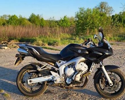 Черный Ямаха FZ6 S, объемом двигателя 0.6 л и пробегом 13 тыс. км за 2350 $, фото 1 на Automoto.ua