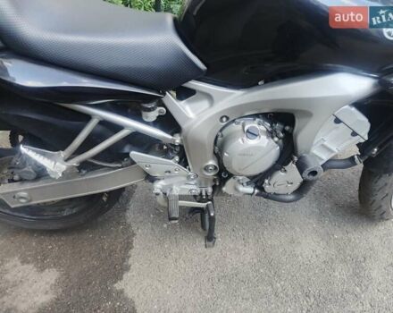 Черный Ямаха FZ6 S, объемом двигателя 0.6 л и пробегом 44 тыс. км за 5100 $, фото 4 на Automoto.ua