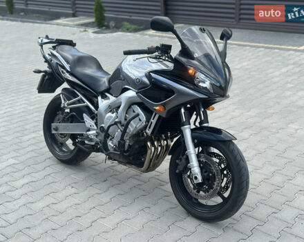 Серый Ямаха FZ6 S, объемом двигателя 0.6 л и пробегом 57 тыс. км за 4950 $, фото 3 на Automoto.ua