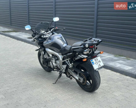 Серый Ямаха FZ6 S, объемом двигателя 0.6 л и пробегом 57 тыс. км за 4950 $, фото 7 на Automoto.ua