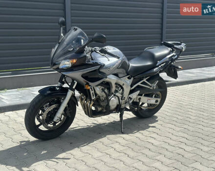 Серый Ямаха FZ6 S, объемом двигателя 0.6 л и пробегом 57 тыс. км за 4950 $, фото 1 на Automoto.ua