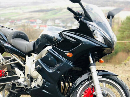 Ямаха FZ6 S 2004 у Жовкві на Automoto.ua Синій Ямаха FZ6 S, об'ємом двигуна 0.6 л та пробігом 51 тис. км за 4500 $, фото 1 на Automoto.ua
