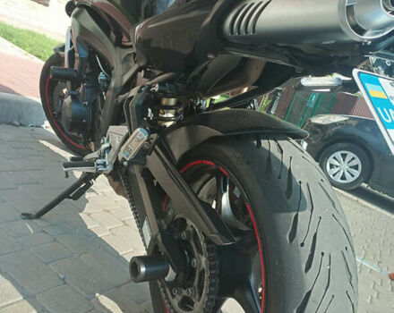 Черный Ямаха FZ6 S2, объемом двигателя 0.6 л и пробегом 38 тыс. км за 4800 $, фото 7 на Automoto.ua