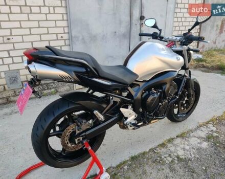 Серый Ямаха FZ6 S2, объемом двигателя 0.6 л и пробегом 46 тыс. км за 5849 $, фото 5 на Automoto.ua