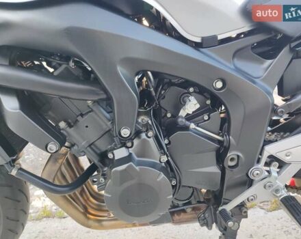 Серый Ямаха FZ6 S2, объемом двигателя 0.6 л и пробегом 46 тыс. км за 5849 $, фото 13 на Automoto.ua