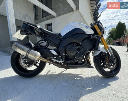Білий Ямаха FZ8, об'ємом двигуна 0.78 л та пробігом 34 тис. км за 7999 $, фото 4 на Automoto.ua