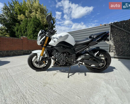 Білий Ямаха FZ8, об'ємом двигуна 0.78 л та пробігом 34 тис. км за 7999 $, фото 1 на Automoto.ua