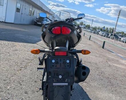 Чорний Ямаха FZ8, об'ємом двигуна 0.8 л та пробігом 26 тис. км за 7299 $, фото 6 на Automoto.ua