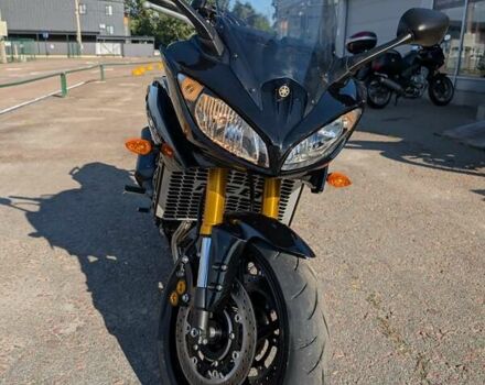 Чорний Ямаха FZ8, об'ємом двигуна 0.8 л та пробігом 26 тис. км за 7299 $, фото 2 на Automoto.ua