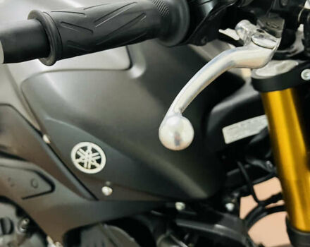 Серый Ямаха FZ8, объемом двигателя 0.8 л и пробегом 39 тыс. км за 7900 $, фото 3 на Automoto.ua