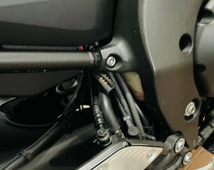 Синій Ямаха FZ8, об'ємом двигуна 0.8 л та пробігом 33 тис. км за 8600 $, фото 31 на Automoto.ua